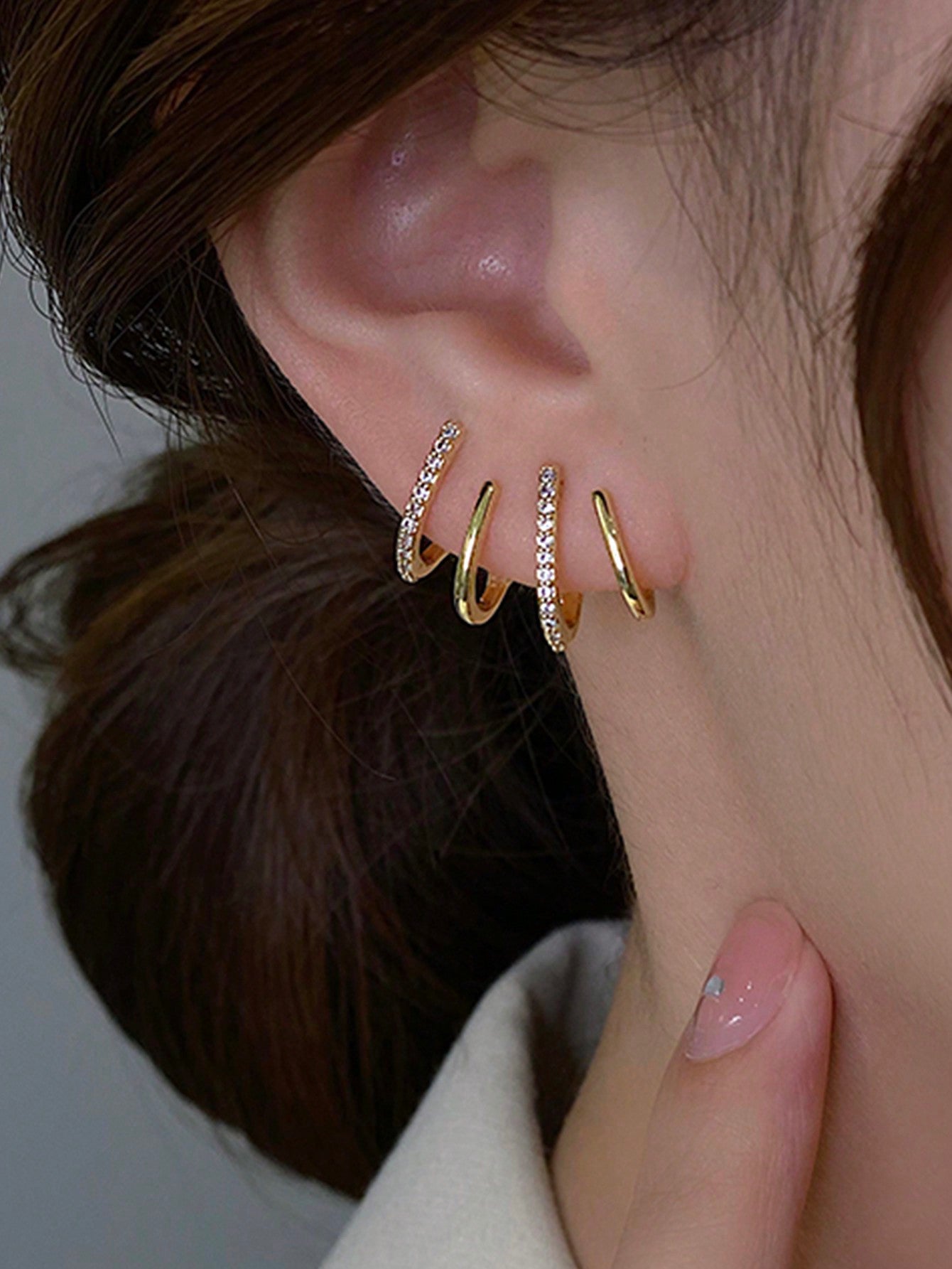 Rhinestone Decor Stud Earrings