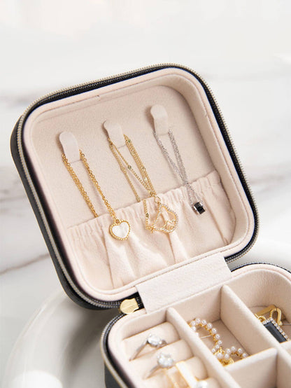 Jewelry Adventure Kit - Keep Your Treasures Safe and Stylish on the Go