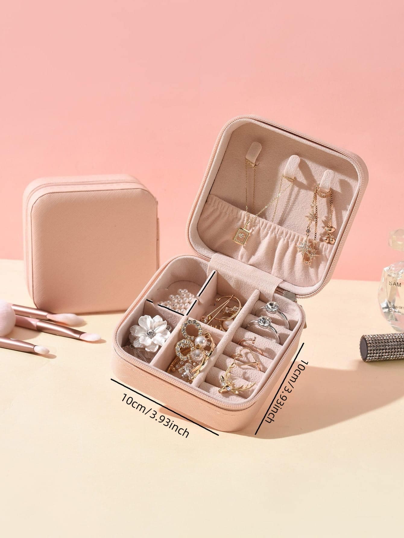 Jewelry Adventure Kit - Keep Your Treasures Safe and Stylish on the Go