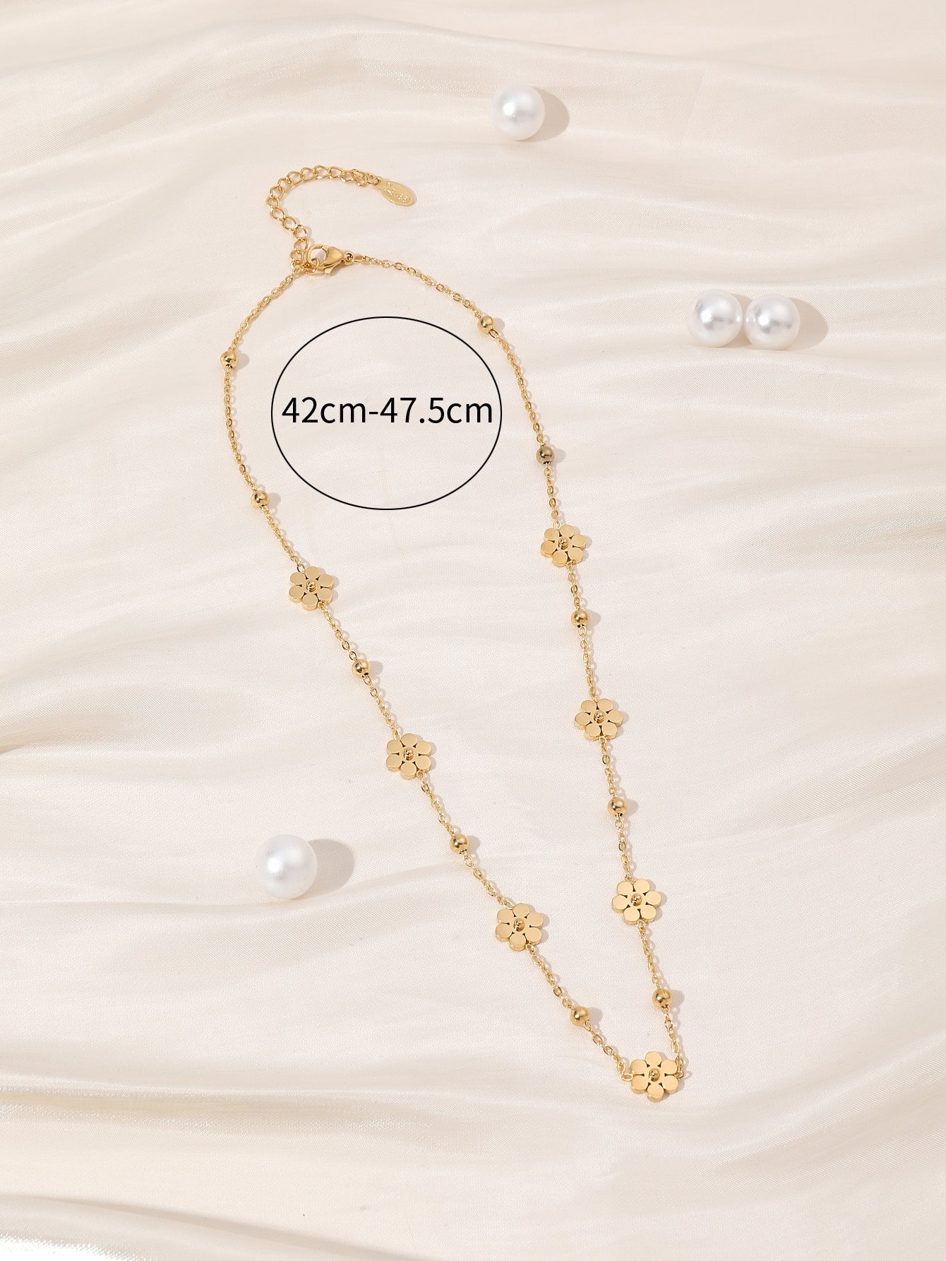 Elegant Faux Pearl Pendant Necklace with Delicate Chain