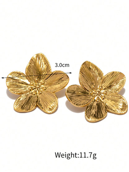 Matte Vintage Flower Stud Earrings for Women