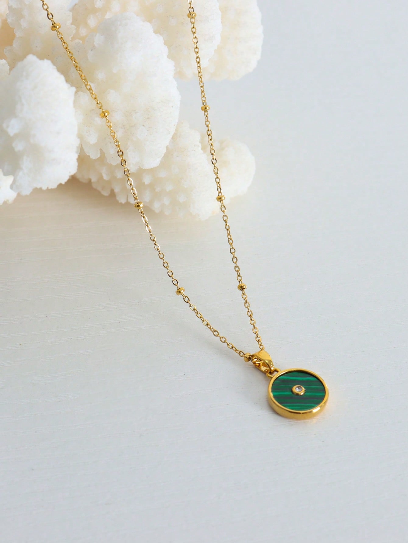 Enchanting Green Round Necklace