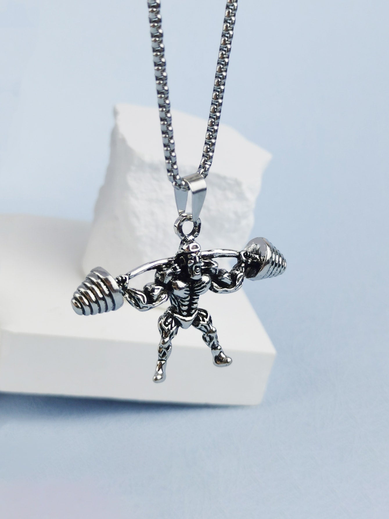 Strength and Style: Men's Fashionable Dumbbell Charm Necklace - Embrace Your Fitness Journey